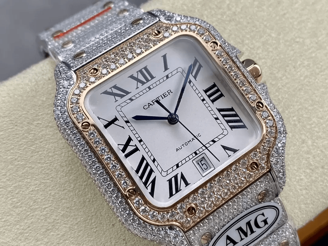 산토스 버스트다운 화이트 다이얼 로즈골드 콤비 / AMG / 40mm / cal.9015 자동 기계식 무브먼트, 스와로브스키 다이아몬드 4555개 세팅