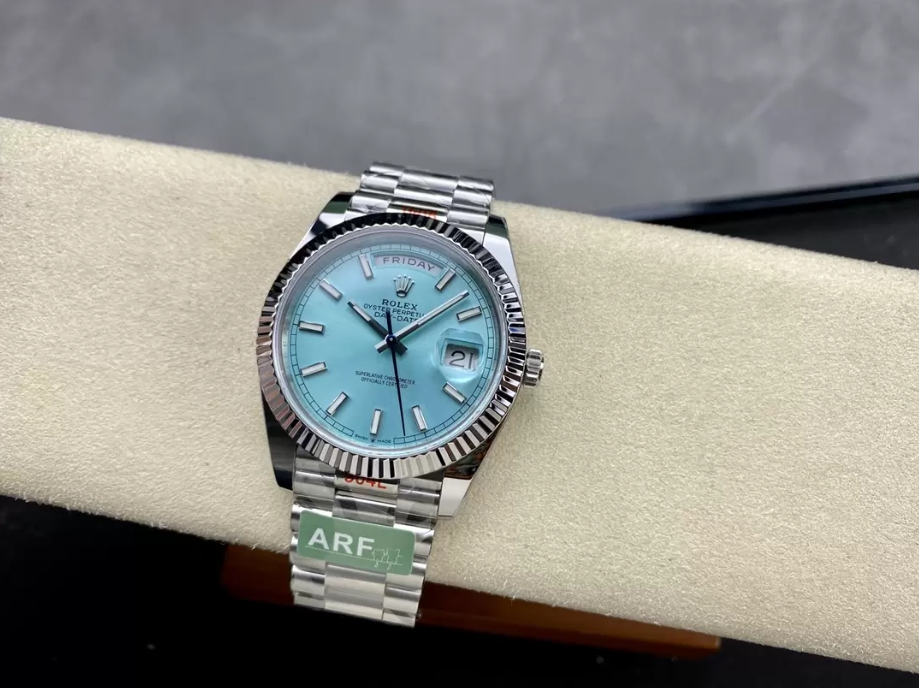 데이데이트 아이스블루 인덱스 다이얼 화이트골드 /ARF m228236/40mm /3255 통합 자동 기계식 무브먼트 , PVD 전기도금