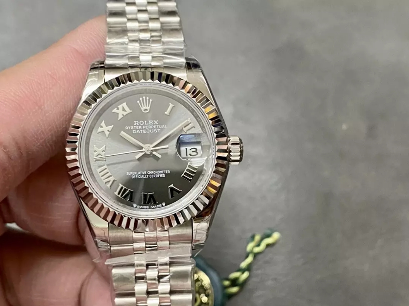 레이디 데이저스트 그레이 로만 다이얼 실버 / GS 279173 / 28mm / 아시아 2671 자동 무브먼트, 28800bph