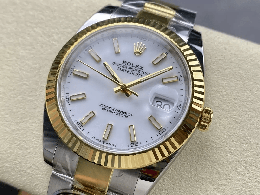 데이저스트 화이트 다이얼 콤비 오이스터 / ARF / 41mm / 3235무브, 두께 11.8mm