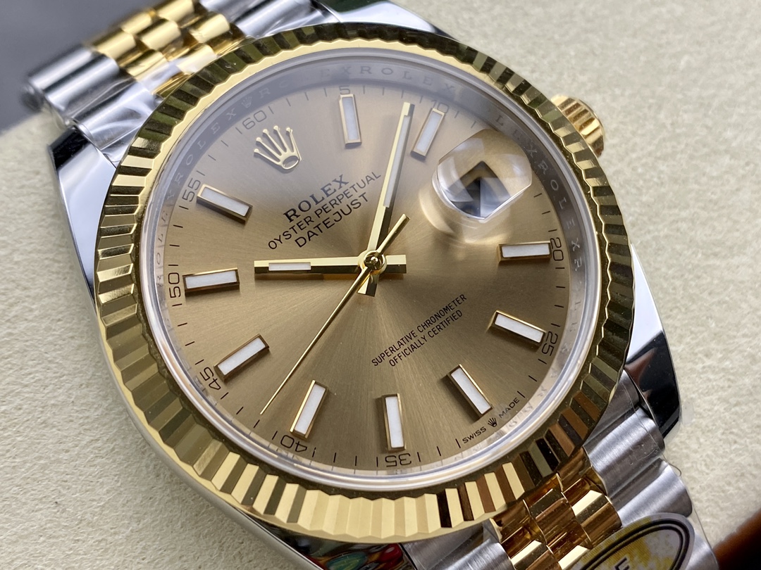 데이저스트 샴폐인 다이얼 콤비 쥬빌레 / ARF / 41mm / 3235무브, 두께 11.8mm