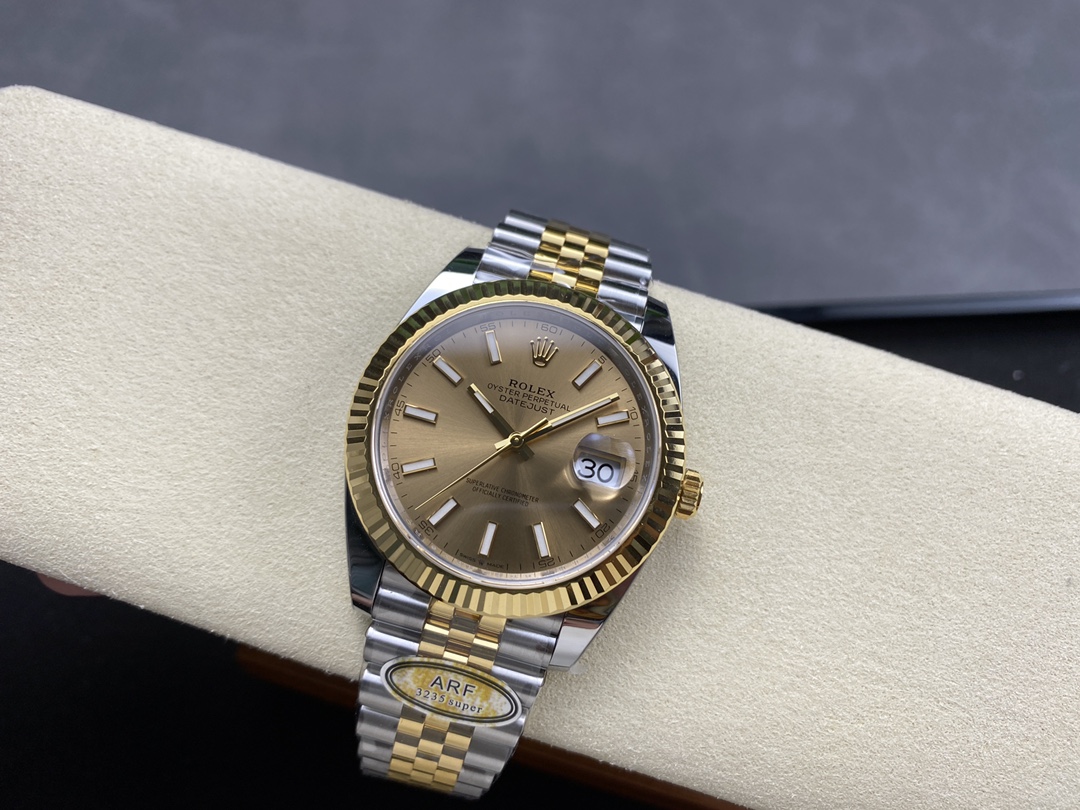 데이저스트 샴폐인 다이얼 콤비 쥬빌레 / ARF / 41mm / 3235무브, 두께 11.8mm