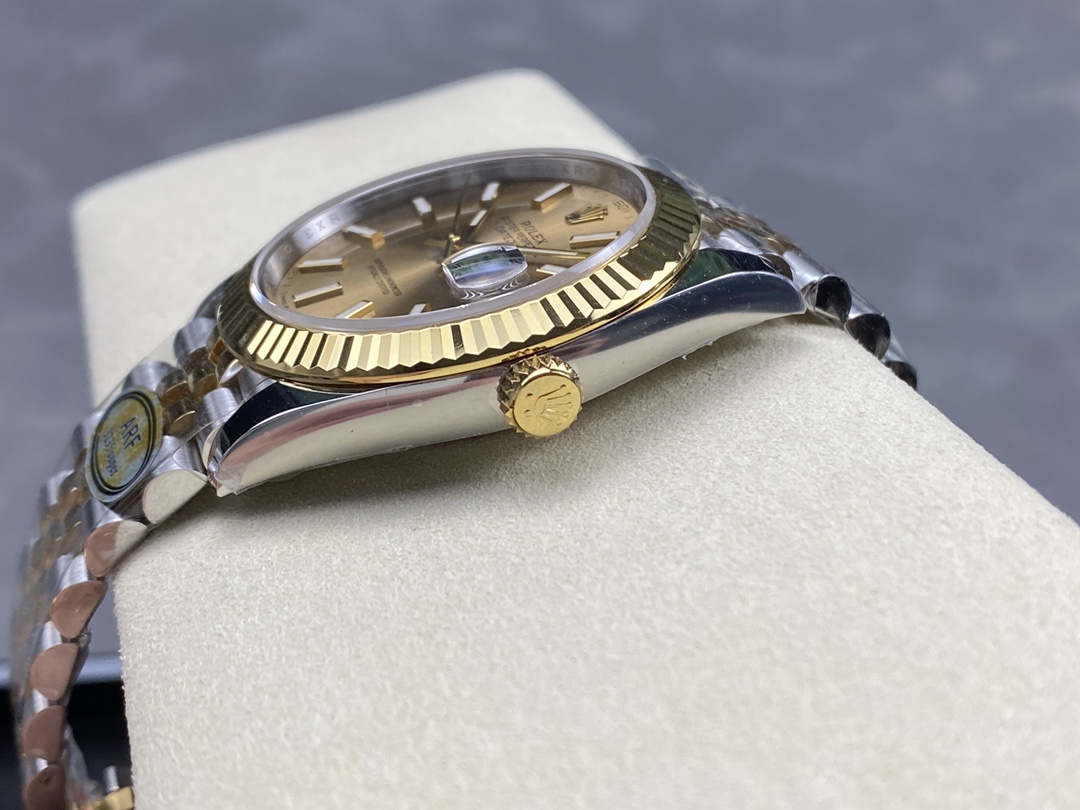 데이저스트 샴폐인 다이얼 콤비 쥬빌레 / ARF / 41mm / 3235무브, 두께 11.8mm
