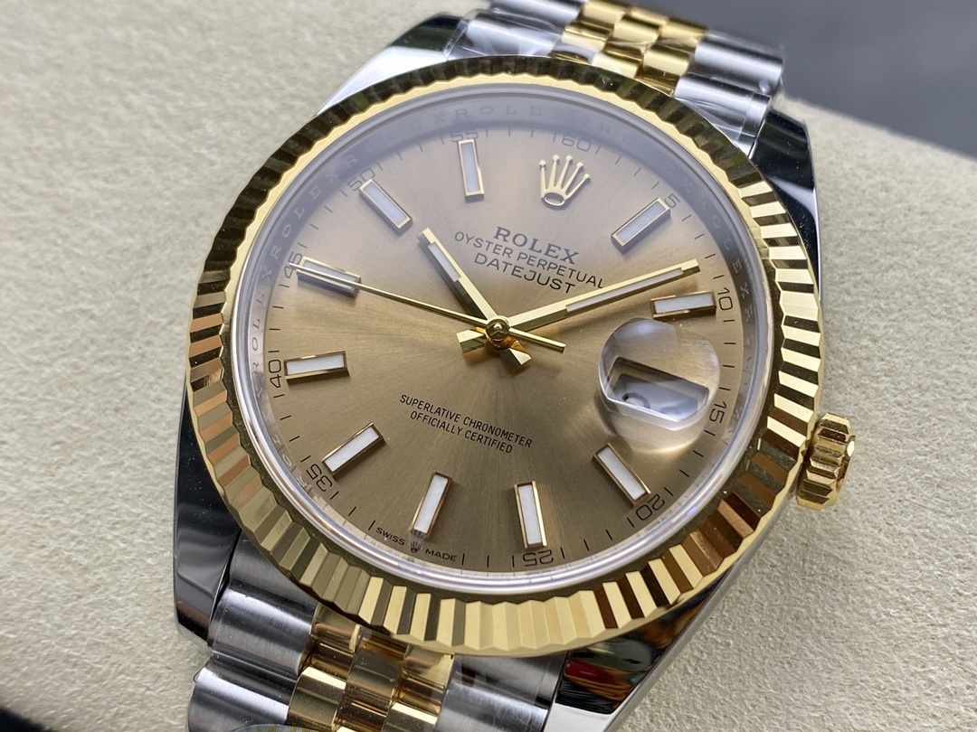 데이저스트 샴폐인 다이얼 콤비 쥬빌레 / ARF / 41mm / 3235무브, 두께 11.8mm