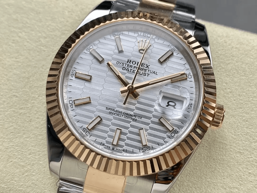 데이저스트 화이트 와플 다이얼 오이스터 / ARF / 41mm / 3235무브, 두께 11.8mm