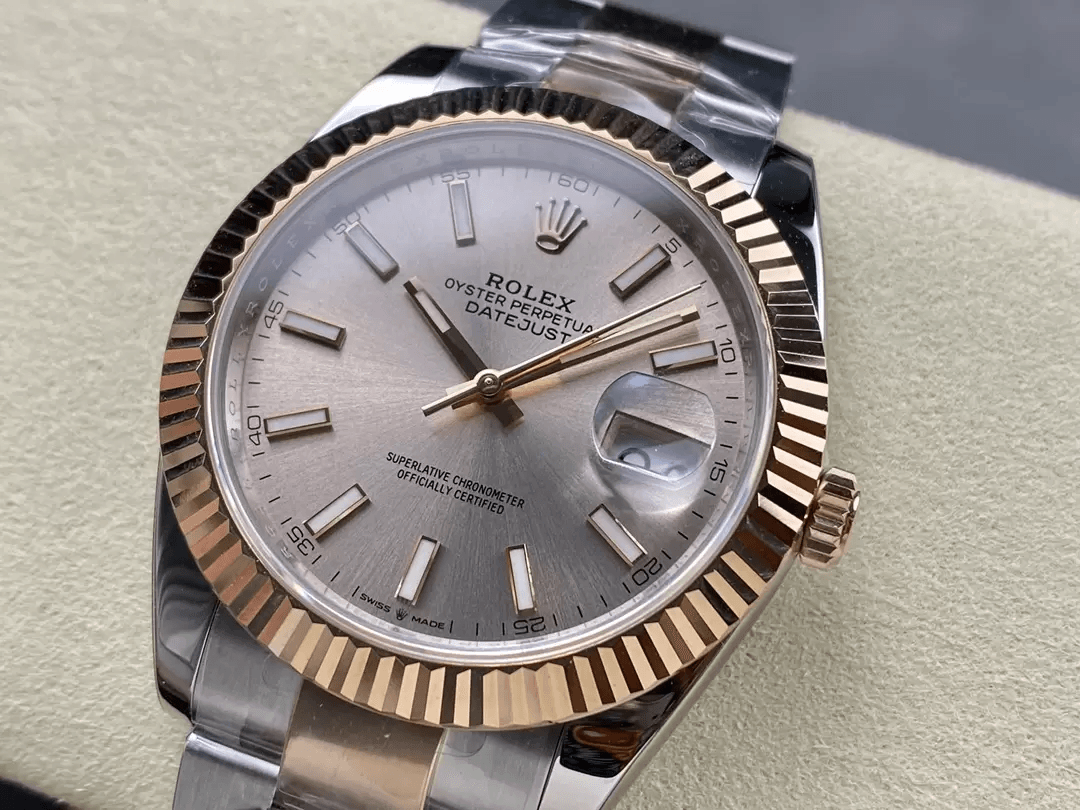 데이저스트 썬더스트 다이얼 오이스터 / ARF / 41mm / 3235무브, 두께 11.8mm