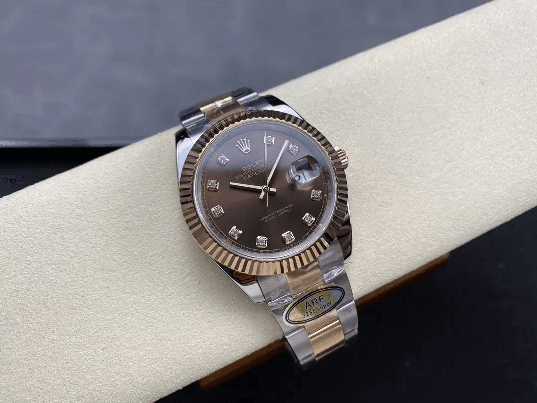 데이저스트 브라운 10P 다이얼 오이스터 / ARF / 41mm / 3235무브, 두께 11.8mm