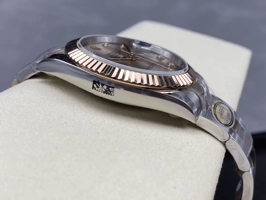 데이저스트 썬더스트 10P 다이얼 오이스터 / ARF / 41mm / 3235무브, 두께 11.8mm