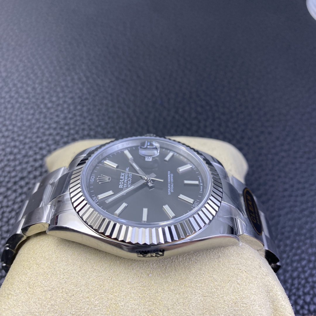 데이저스트 다크로듐 오이스터 126334 / CLEAN 126334 / 41mm / 3235 무브먼트, 41mmx11.8mm
