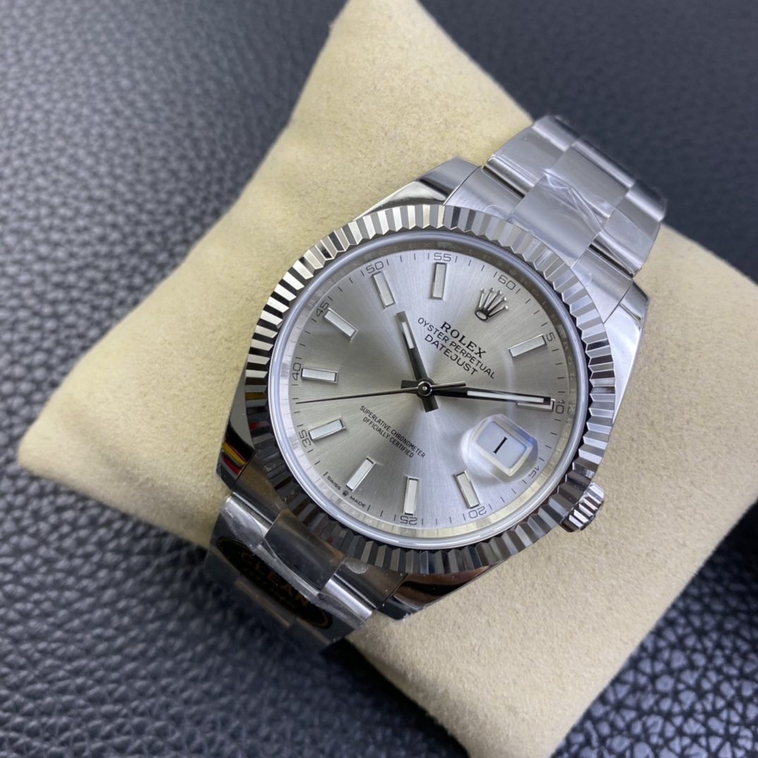 데이저스트 실버 오이스터 126334 / CLEAN 126334 / 41mm / 3235 무브먼트, 41mmx11.8mm