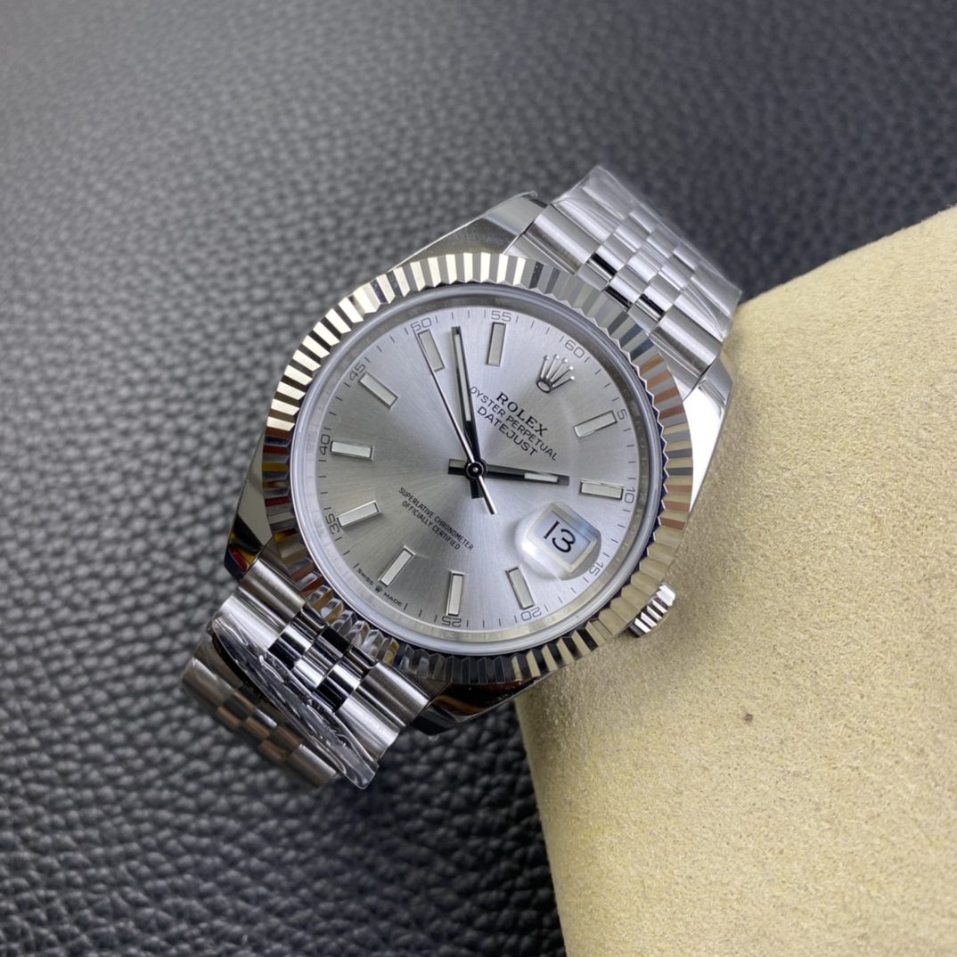 데이저스트 실버 쥬빌레 126334 / CLEAN 126334 / 41mm / 3235 무브먼트, 41mmx11.8mm