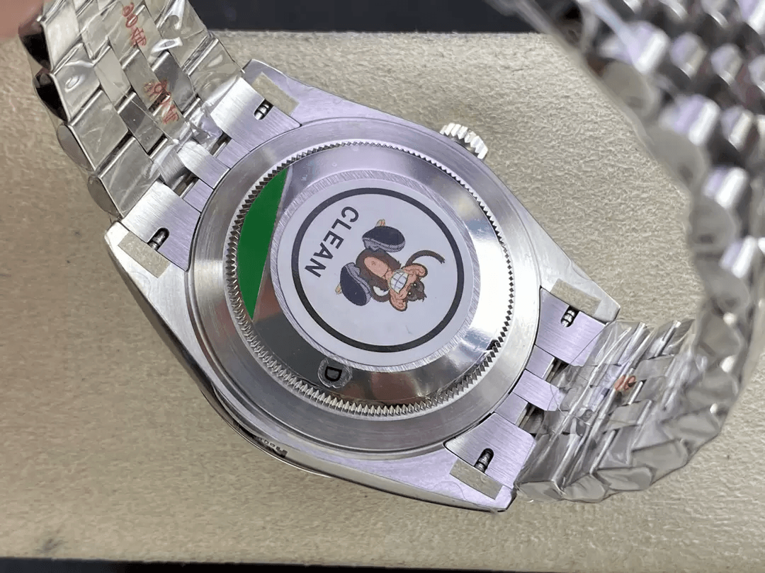 데이저스트 플루쥬블 민트그린 126334-0028 / CLEAN 126334 / 41mm / 3235 무브먼트, 41mmx12.8mm