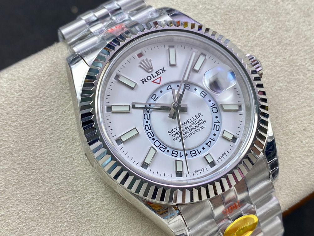 스카이드웰러 오이스터 화이트 쥬빌레 / NOOB V2 336934 / 42mm / 9001