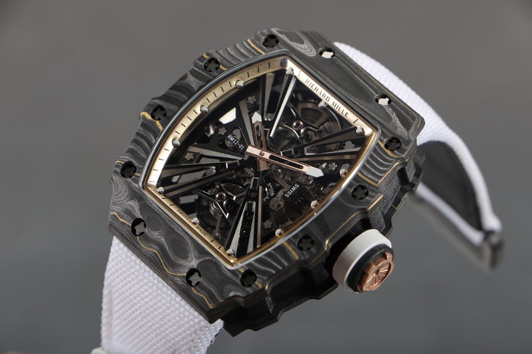 블랙 골드 카본 파이버 뚜르비옹 우븐스트랩 / RM RM12-01 / 크기 42 x 51mm 두께 16mm