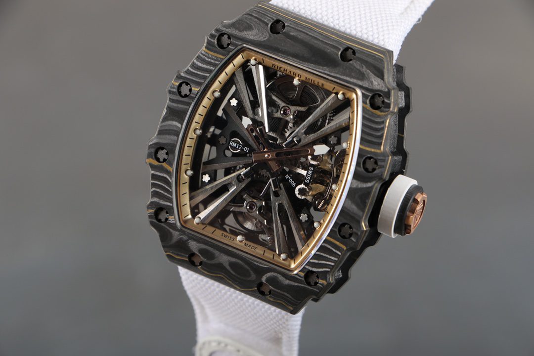 블랙 골드 카본 파이버 뚜르비옹 우븐스트랩 / RM RM12-01 / 크기 42 x 51mm 두께 16mm
