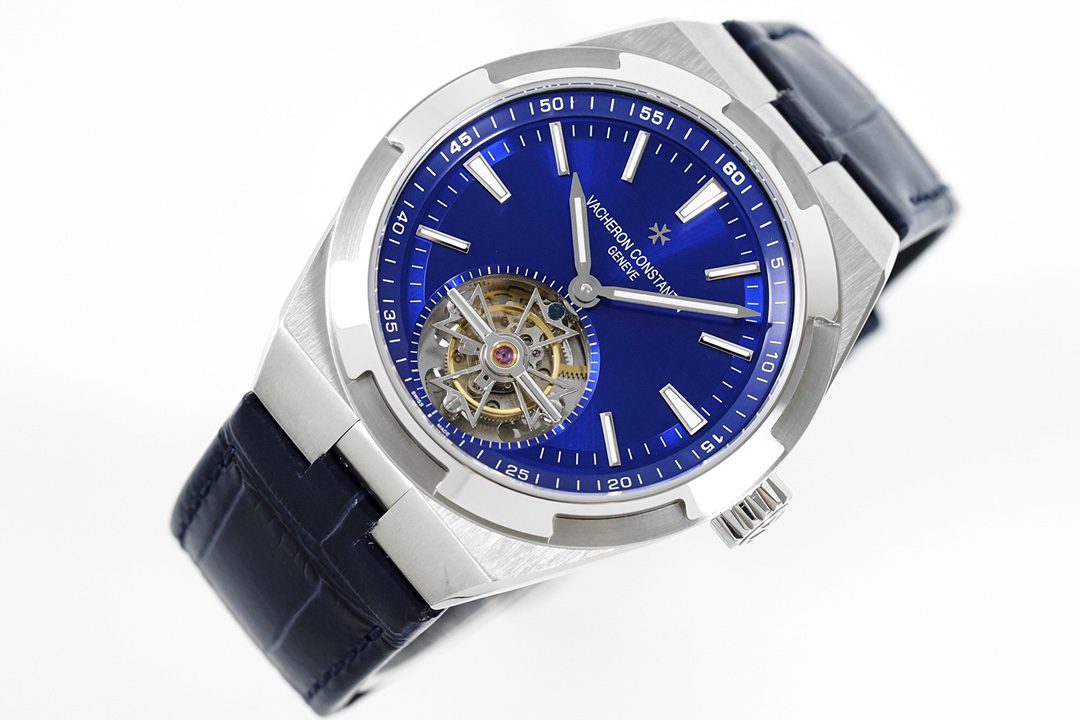 오버시즈 투르비옹 스틸 블루 다이얼 / 8F 6000V/110A-B544 / 42.5mm / 맞춤형 Vacheron Constantin 2160 수동 투르비용 무브먼트 , 크기 42.5mm, 두께 12mm