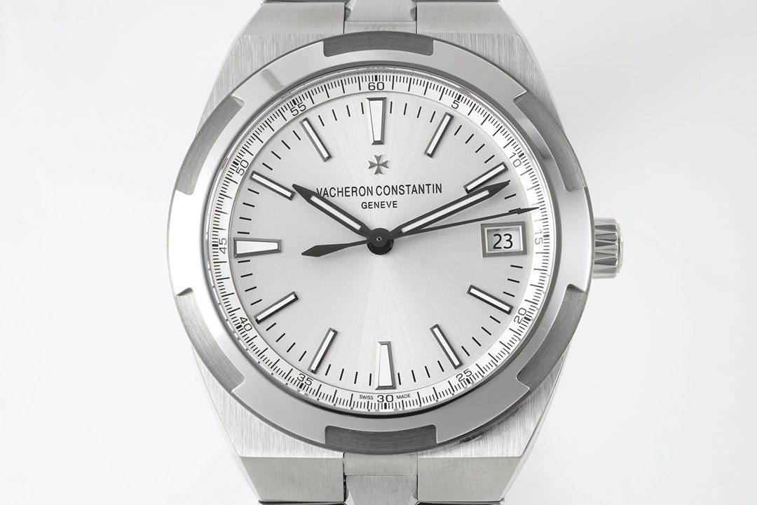 오버시즈 스틸 화이트 다이얼 SS 브레이슬릿 / ZF 4500V/110A-B126 / 41mm / 크기: 41mm x 11mm , 23J 자동 무브먼트