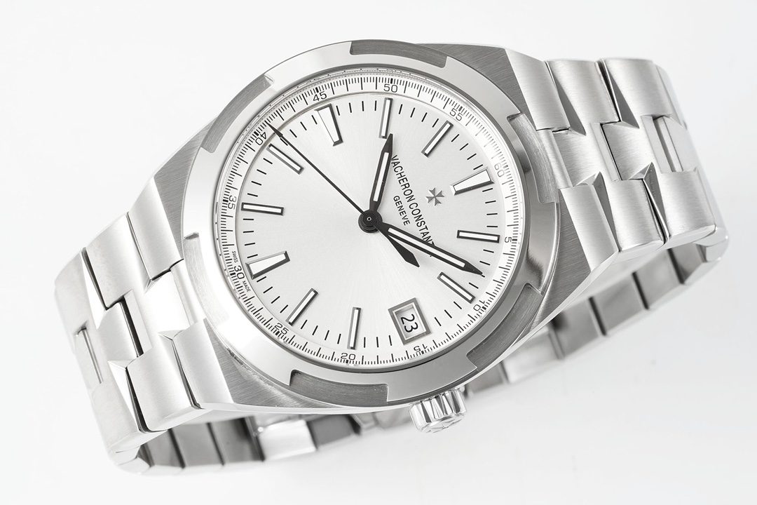 오버시즈 스틸 화이트 다이얼 SS 브레이슬릿 / ZF 4500V/110A-B126 / 41mm / 크기: 41mm x 11mm , 23J 자동 무브먼트