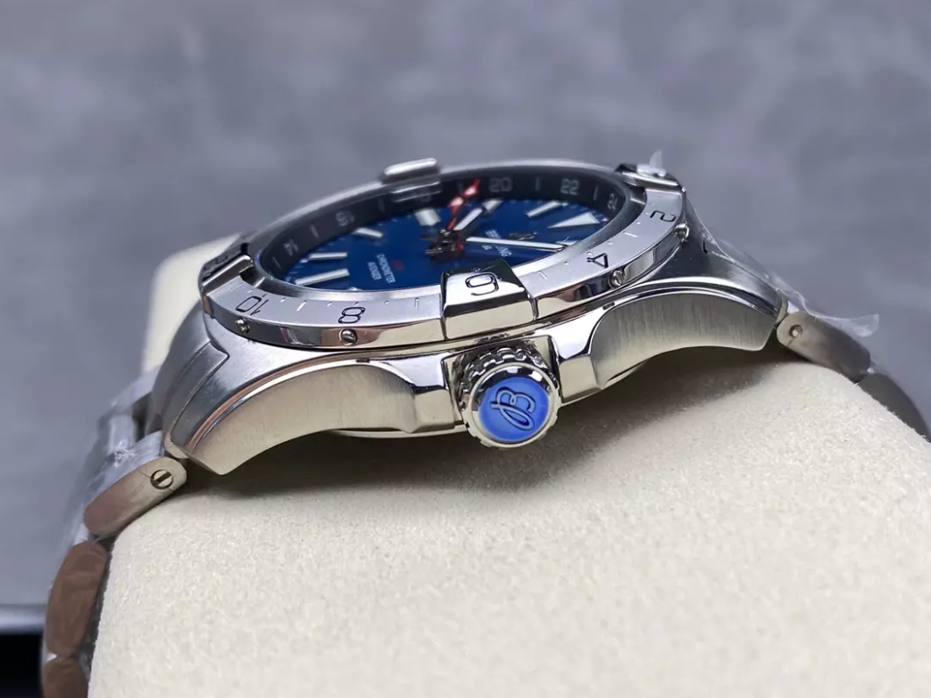 어벤저 오토매틱 GMT 베스트 에디션 블루 다이얼 SS 브레이슬릿 / BLS / 44mm / 아시아 2836 자동 무브먼트