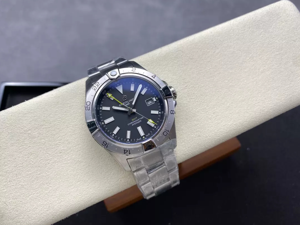 어벤저 오토매틱 GMT 베스트 에디션 블랙 다이얼 SS 브레이슬릿 / BLS / 44mm / 아시아 2836 자동 무브먼트