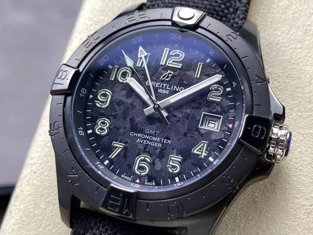 어벤저 오토매틱 GMT 베스트 에디션 블렉 데일 다이얼 나일론 스트랩 / BLS / 44mm / 아시아 2836 자동 무브먼트