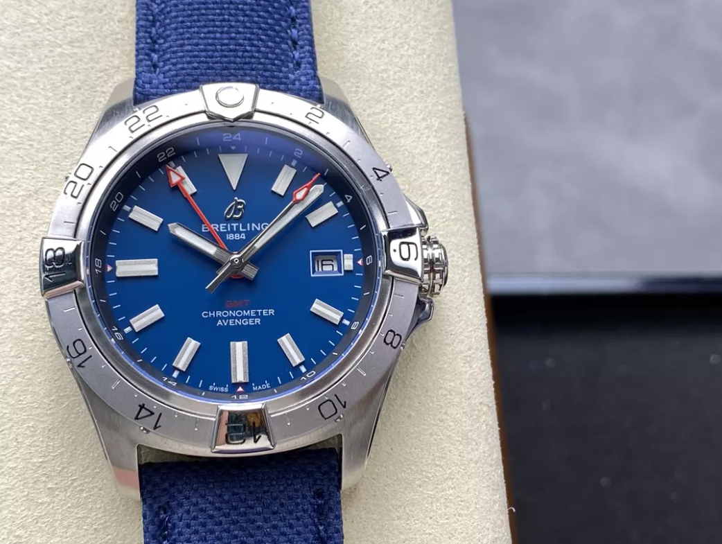 어벤저 오토매틱 GMT 베스트 에디션 블루 다이얼 나일론 스트랩 / BLS / 44mm / 아시아 2836 자동 무브먼트