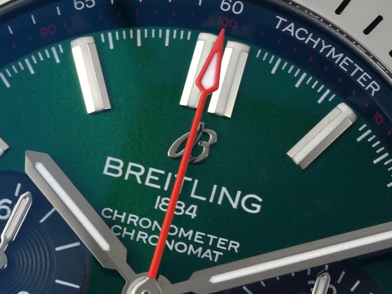 크로노그래프 크로노맷 그린 다이얼 러버 스트랩 / TF AB01343A1L1A1 / 42mm / cal.7750 크로노그래프 기계식 무브먼트