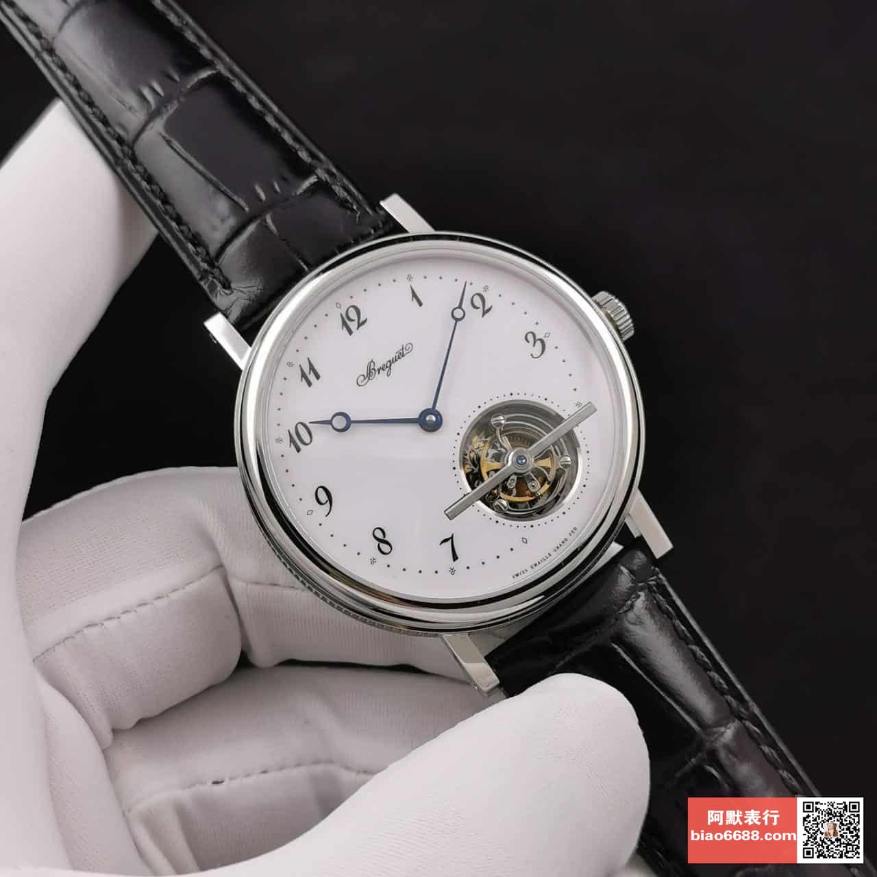 울트라씬 클래식 컴플렉스 화이트골드 레더 스트랩 / R8 5367PT/29/9WU / 42mm / 시걸 커스텀 매뉴얼 투르비용 와인딩 무브먼트, 42mm 두께: 10.7mm