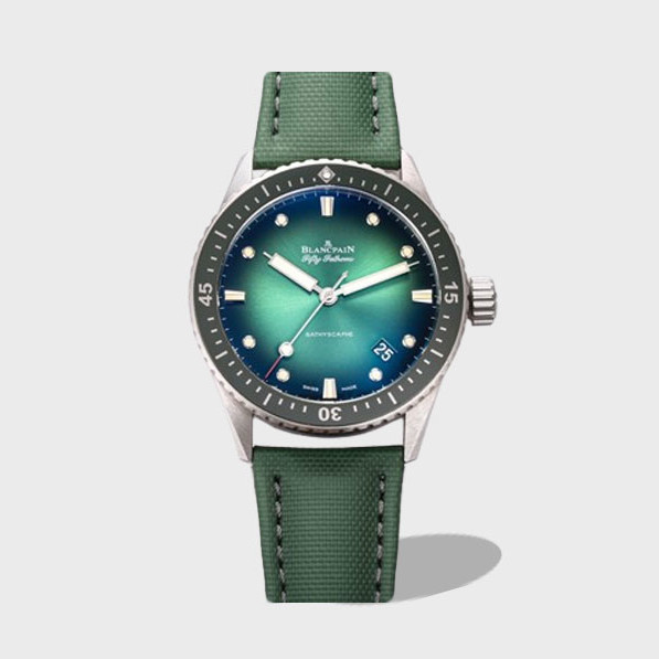 피프티 패덤즈 스틸 오로라 그린 한정판 / GF 5000-1153-H52A / 43mm / 맞춤형 Cal.1315 기계식 무브먼트
