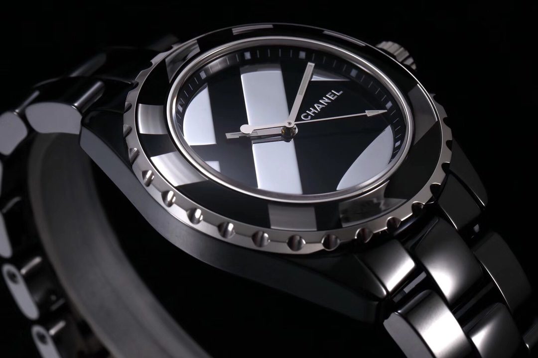 J12 리미티드 에디션 블랙 다이얼 세라믹 스트랩 / H5582 / 38mm / 정품과 같은 맞춤형 칼리버 12.1 무브먼트, 정품동일 세라믹, 38mm x 12mm