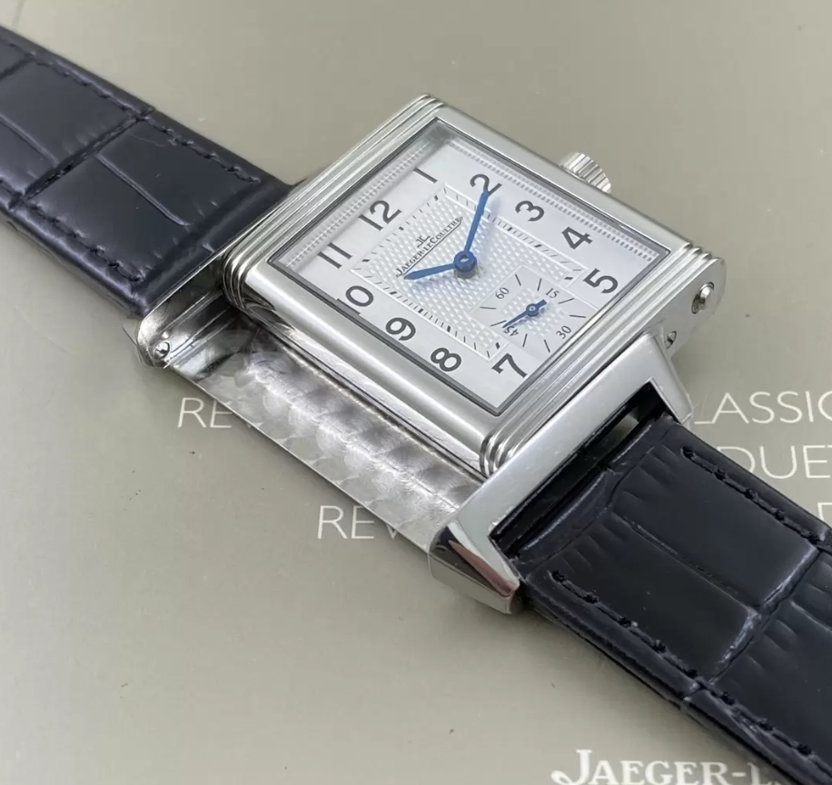 리베르소 Tribute Monoface Small Seconds 화이트 다이얼 레더 스트랩 / MG Q3848420 / 46mm / 46mmx28mm/아시아 수동 와인딩 무브먼트