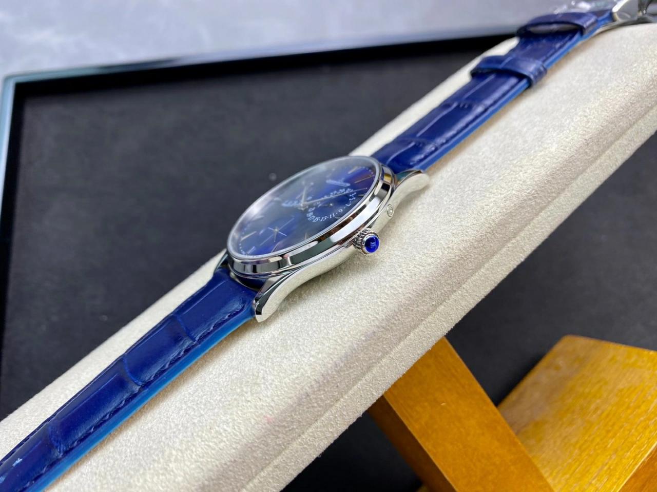 마스터 울트라 씬 레저브 드 마르쉐 화이트골드 레더 스트랩 / GF Q1378480 / 39mm / 맞춤형 CAL.938/1 자동 기계식 무브먼트, 두께 9.9mm 정품동일