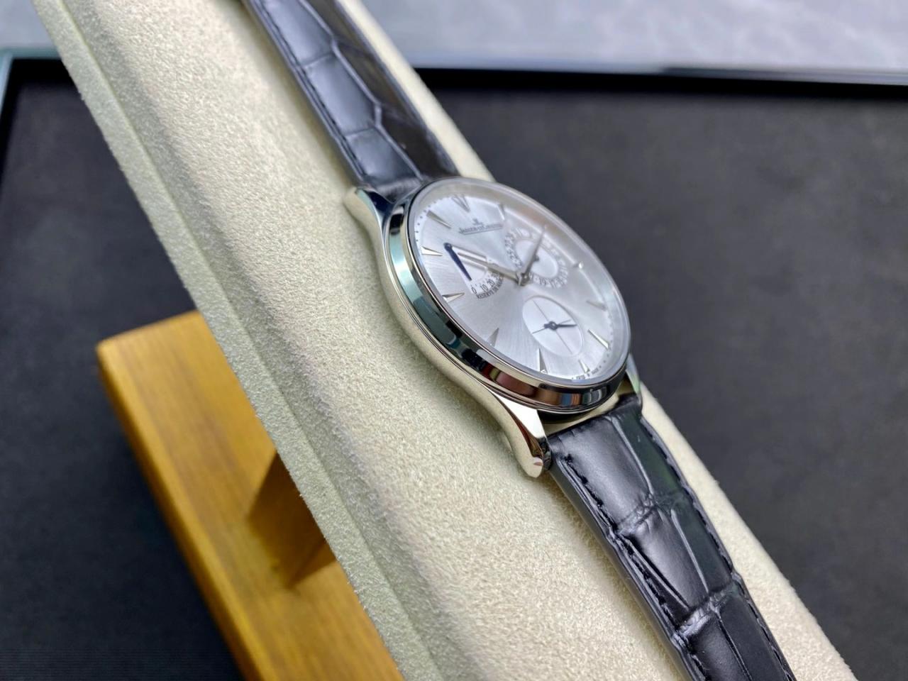 마스터 울트라 씬 레저브 드 마르쉐 화이트골드 레더 스트랩 / GF Q1378420 / 39mm / 맞춤형 CAL.938/1 자동 기계식 무브먼트, 두께 9.9mm 정품동일