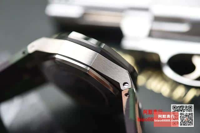 로얄오프 오프쇼어 밀리터리 에디션 / JF 26400SO / 44mm / cal.3126 무브먼트로 업그레이드!