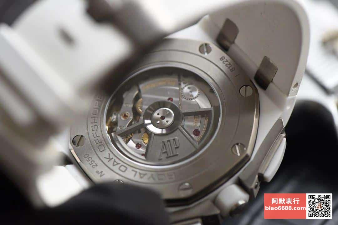 로얄오프 오프쇼어 화이트 / JF 26402CB / 44mm / cal.3126 무브먼트로 업그레이드!