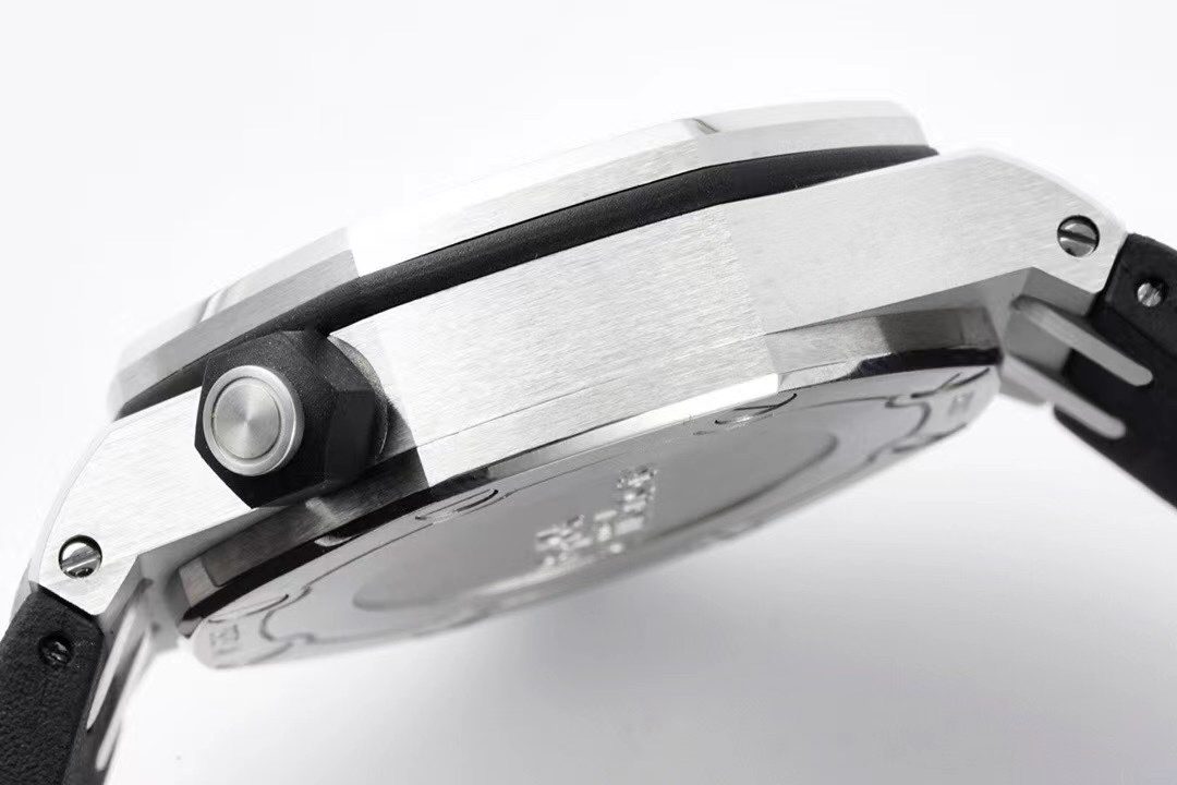 로얄오크 오프쇼어 스틸 블랙 / ZF 15703ST / 42mm / cal.3120 무브먼트로 업그레이드! 42mm*14.1mm