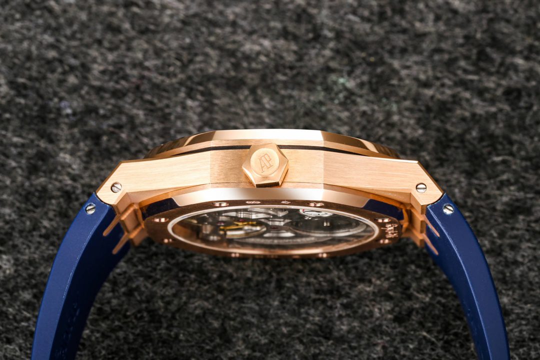 로얄오크 뚜르비옹 로즈골드 블루다이얼 / R8 26522OR / 41mm / cal.2924 무브먼트로 업그레이드! 41mm*10.6mm
