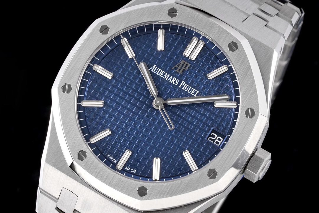 로얄오크 스틸 블루 다이얼 15500 / ZF 15500ST / 41mm / cal.4302 무브먼트로 업그레이드! 41mm*10.4mm