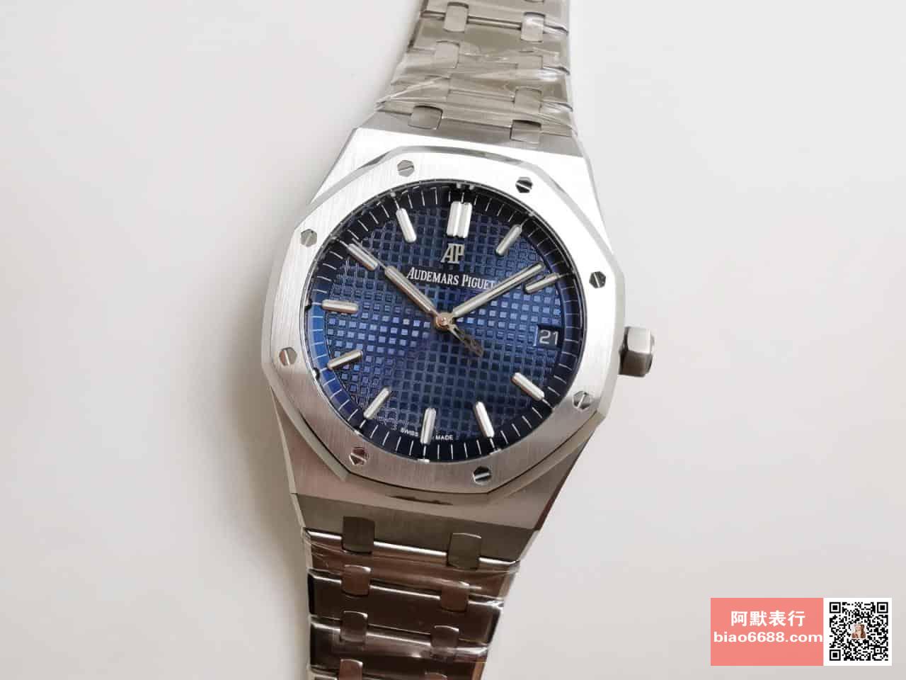 로얄오크 스틸 블루다이얼 15500 / OM 15500ST / 41mm / cal.4302 무브먼트로 업그레이드! 41mm*10.04mm