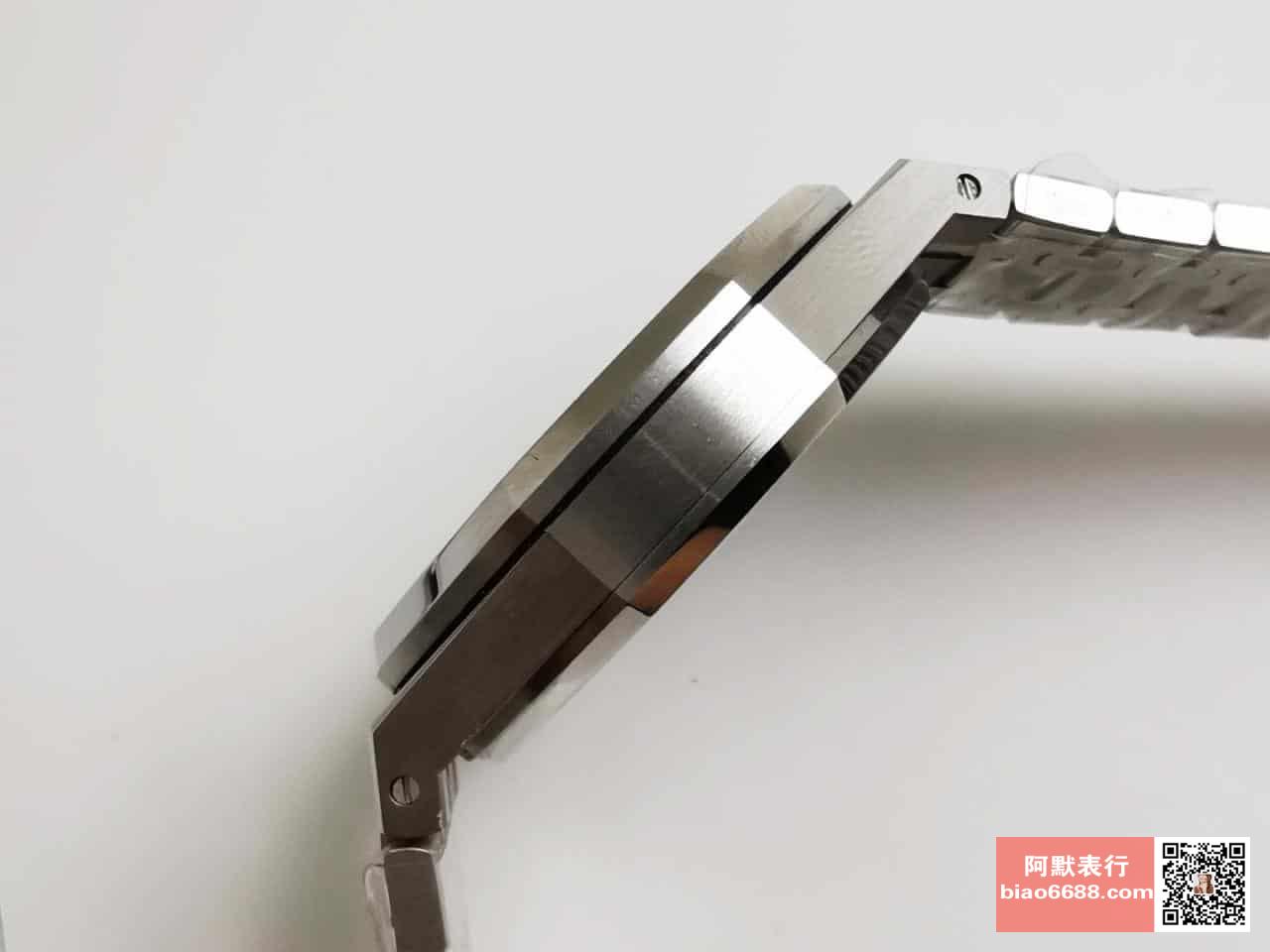 로얄오크 스틸 블루다이얼 15500 / OM 15500ST / 41mm / cal.4302 무브먼트로 업그레이드! 41mm*10.04mm