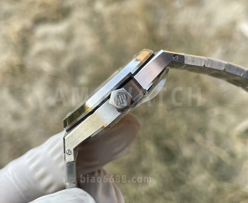 로얄오크 그레이 텍스처 다이얼 / ZF 15450ST / 37mm / CAL.3120 기계식 무브먼트, 두께 9.8mm