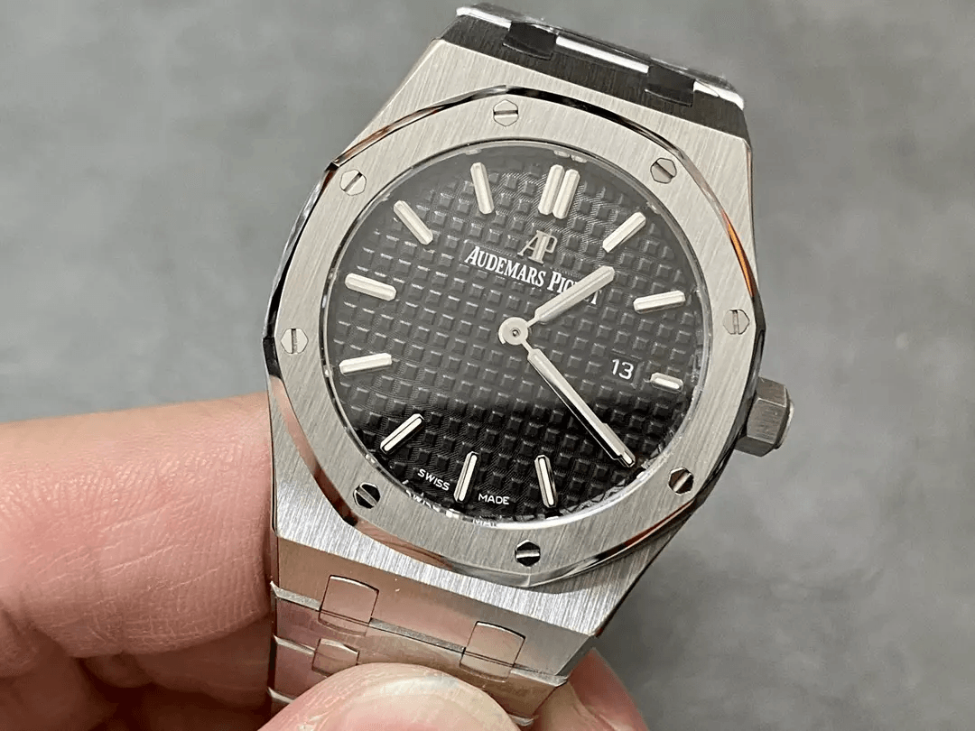로얄오크 검판 / ZF 67651 / 33mm / 스위스 ETA 쿼츠 무브먼트