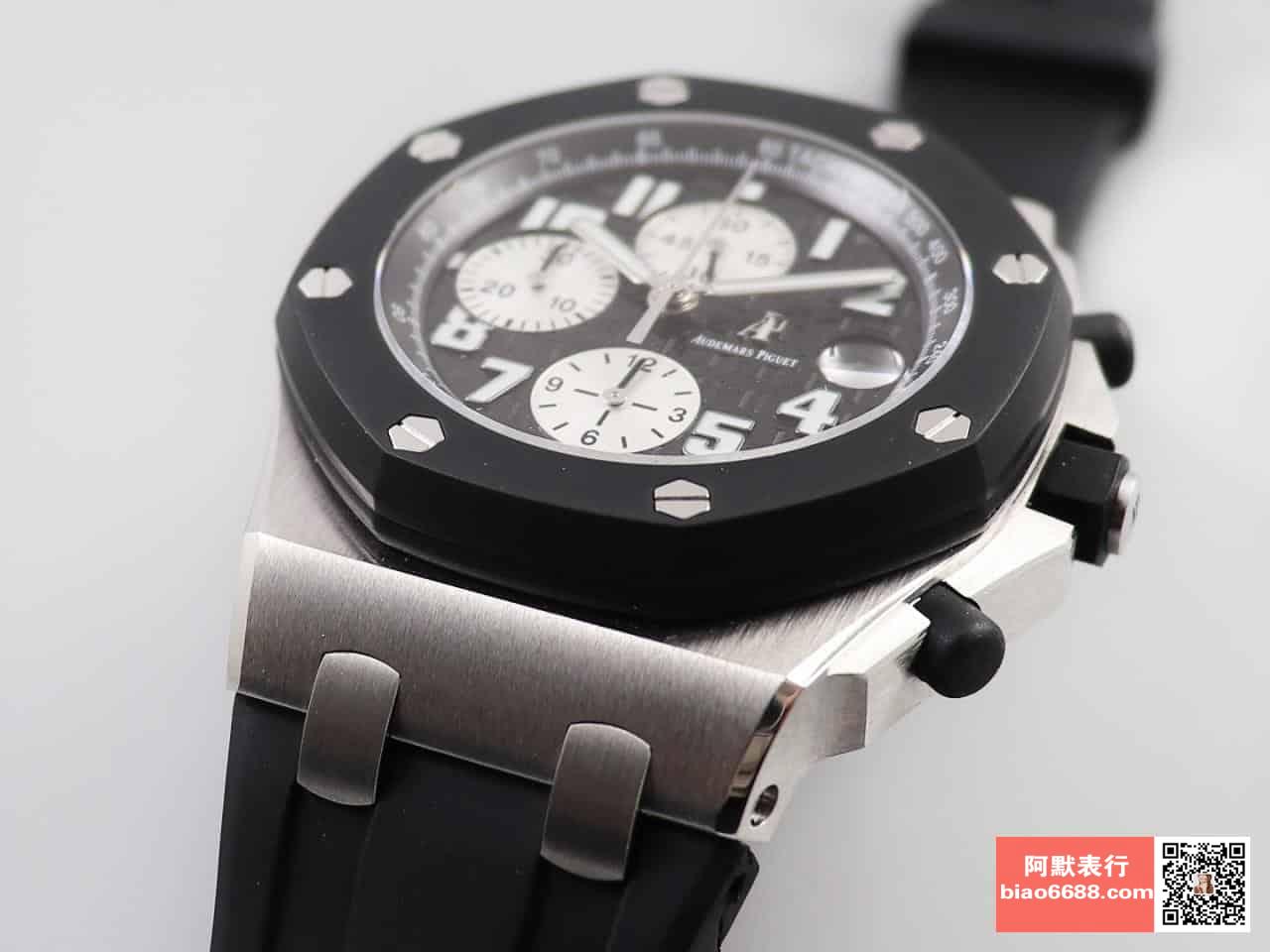로얄오크 오프쇼어 스틸 블랙다이얼 / JF 25940SK / 42mm / cal.2226 무브먼트로 업그레이드! 42mm