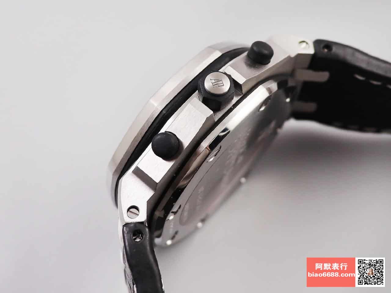 로얄오크 오프쇼어 스틸 화이트/블랙 다이얼 / JF 26170ST / 42mm / cal.3126 무브먼트로 업그레이드! 42mm