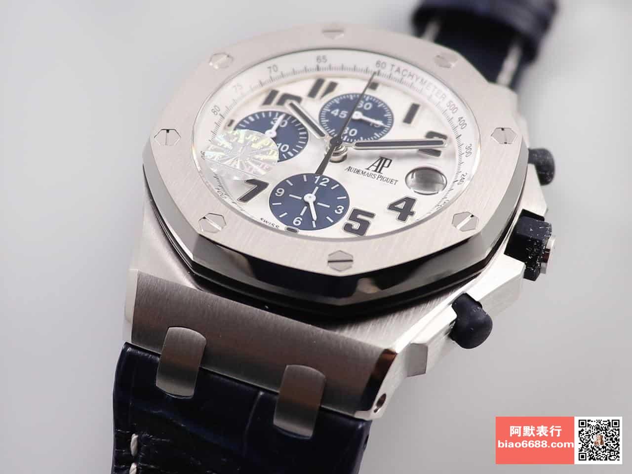 로얄오크 오프쇼어 화이트/블루 다이얼 레더스트랩 / JF 26170ST / 42mm / cal.3126 무브먼트로 업그레이드! 42mm