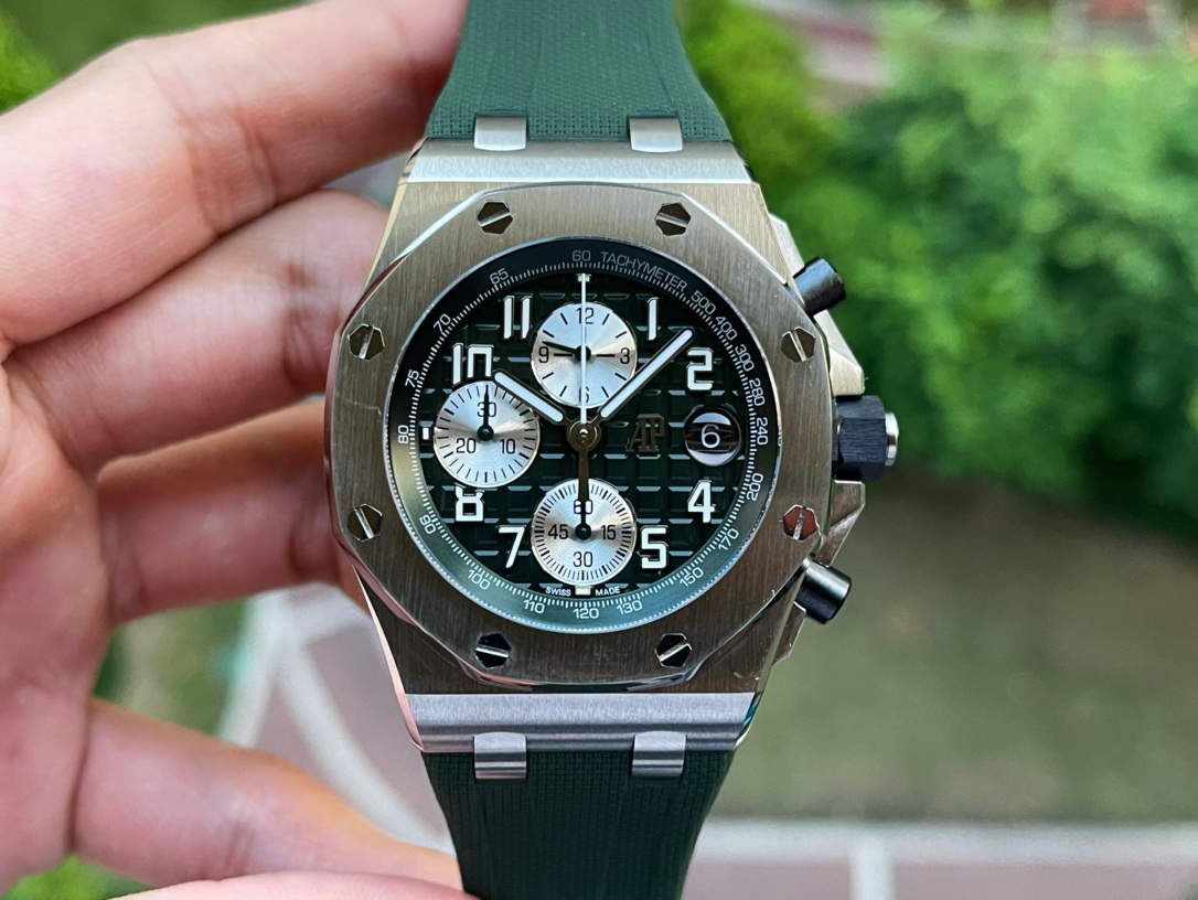 로얄오크 오프쇼어 그린 / APF 26238TI / 42mm / 3126 무브먼트로 업그레이드!