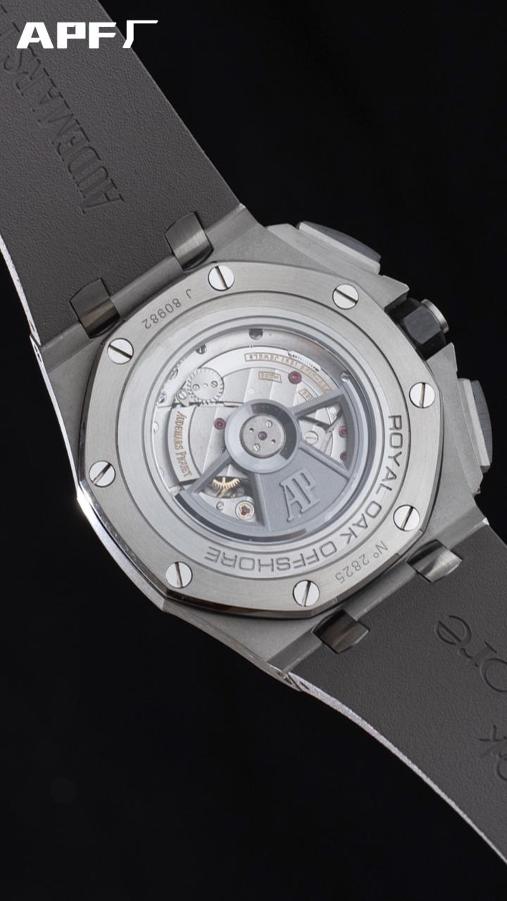 로얄오크 오프쇼어 스틸 블랙/화이트 다이얼 / APF 26470SO / 42mm / cal.3126 무브먼트로 업그레이드!