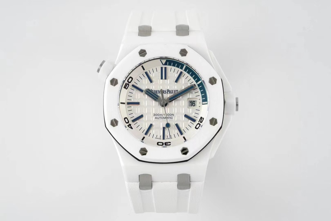 로얄오크 오프쇼어 다이버 화이트 세라믹 / IP 15707CB / 42mm / cal.3120 무브먼트로 업그레이드! 42mm*13.9mm