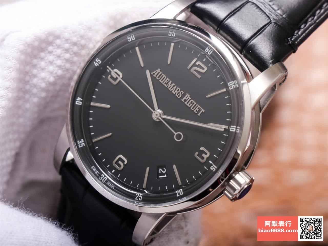 CODE 11.59 화이트골드 블랙다이얼 / TNK 15210BC / 41mm / cal.4302 무브먼트로 업그레이드!