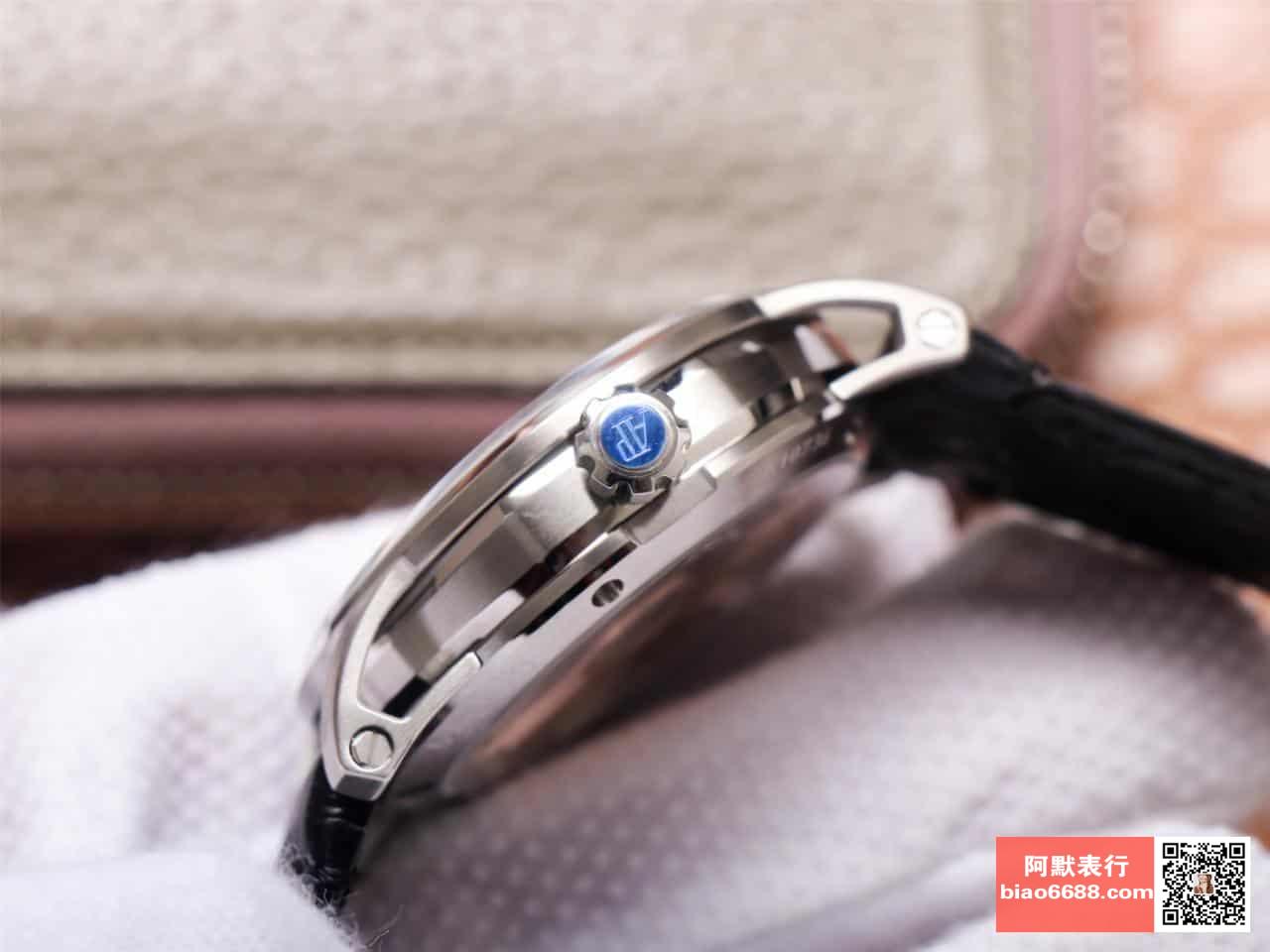 CODE 11.59 화이트골드 블랙다이얼 / TNK 15210BC / 41mm / cal.4302 무브먼트로 업그레이드!